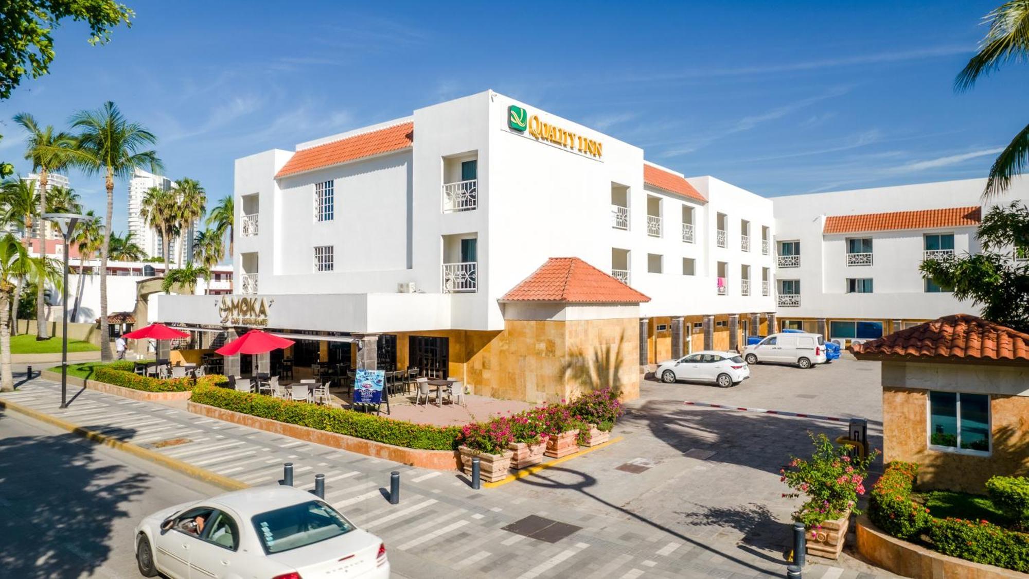 Quality Inn Mazatlán Eksteriør billede